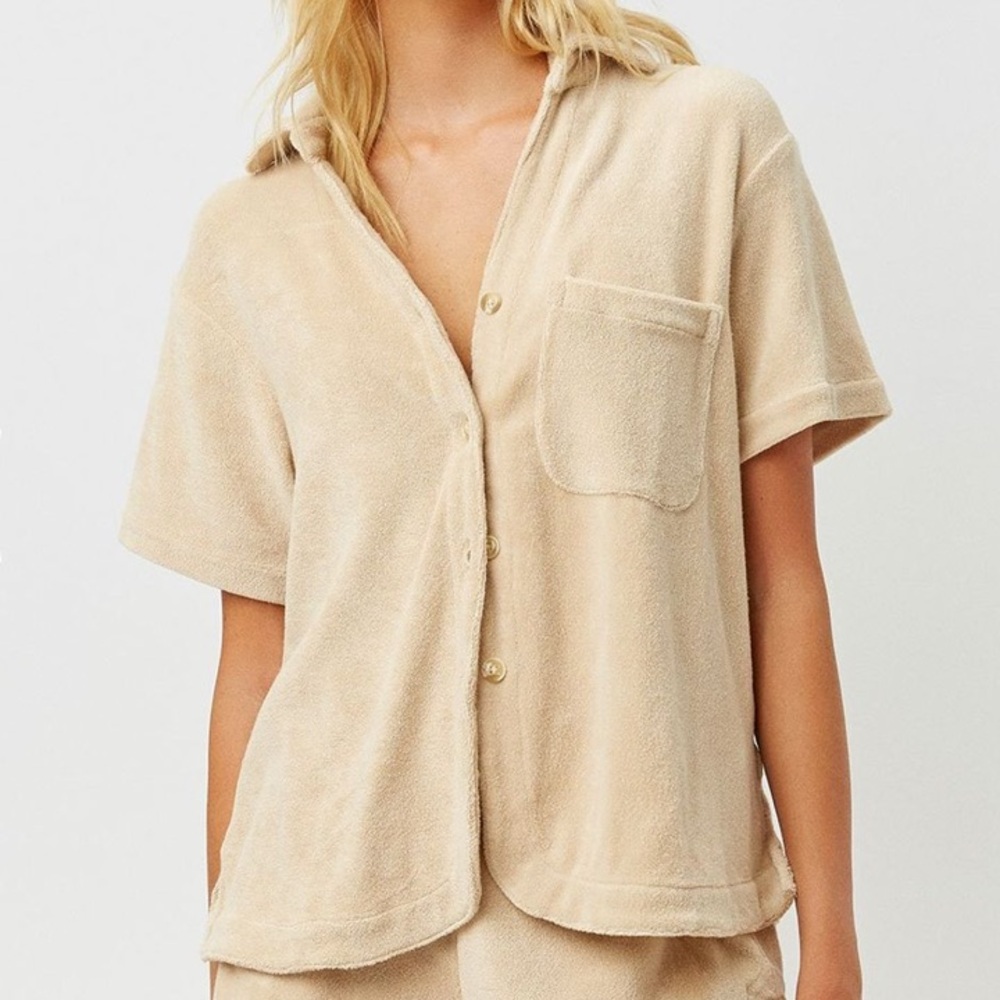 NWOT Frankie’s Bikini Short Sleeve Button Up Terry Coco Top in Sand